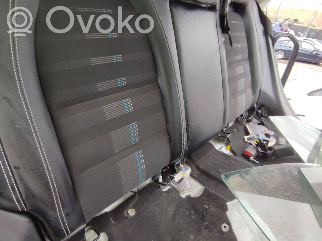 Mercedes-Benz CLA C117 X117 W117 Fotele / Kanapa / Komplet 
