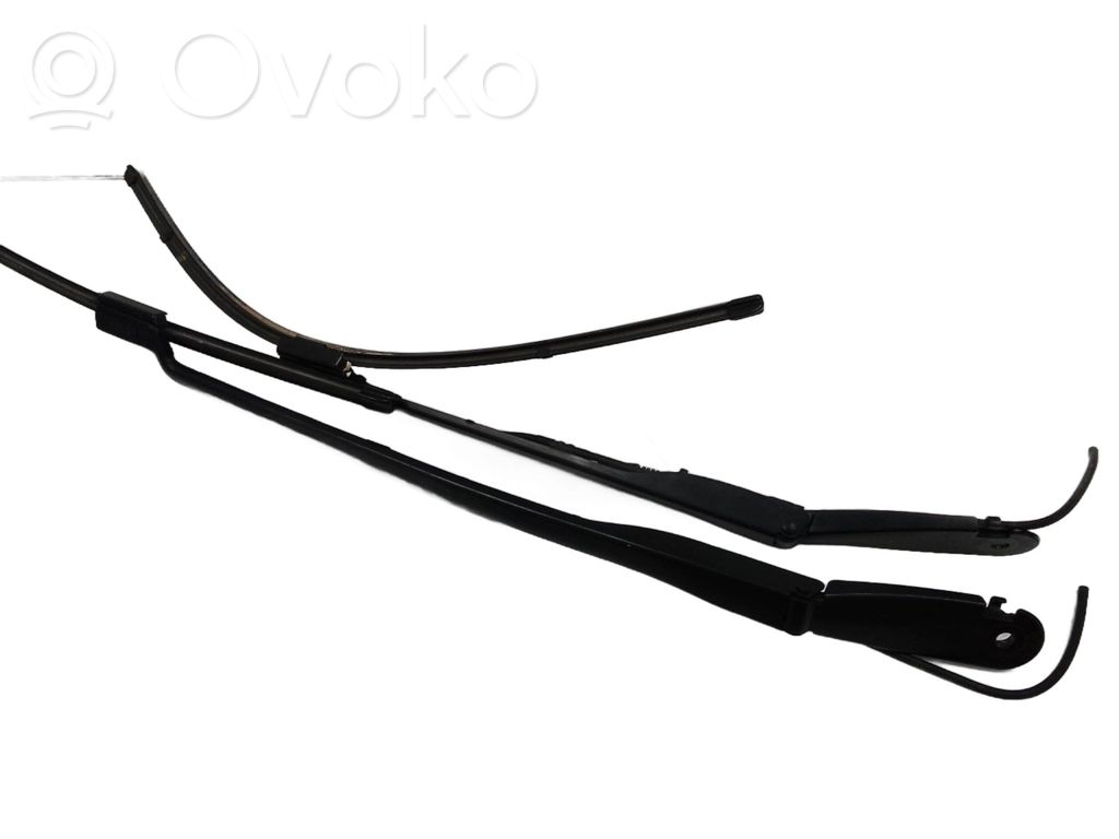 Peugeot 508 II Front wiper blade arm 