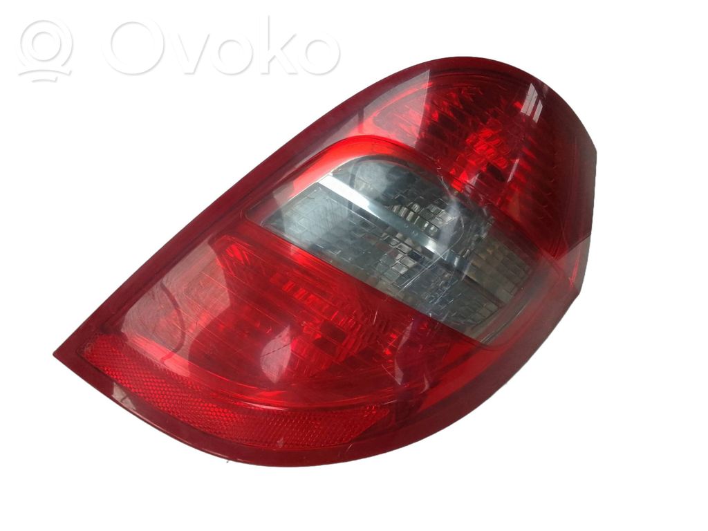 Mercedes-Benz A W169 Lampă spate în caroserie 