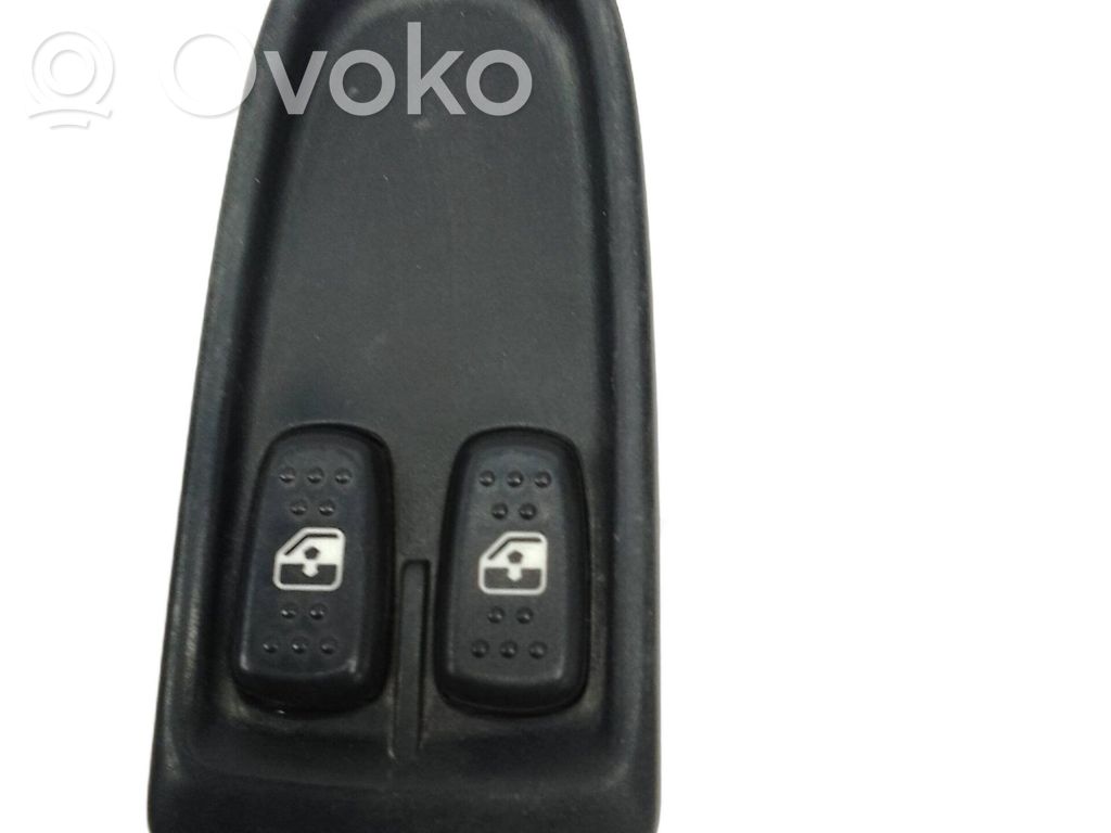 Iveco Daily 4th gen Inne przełączniki i przyciski 