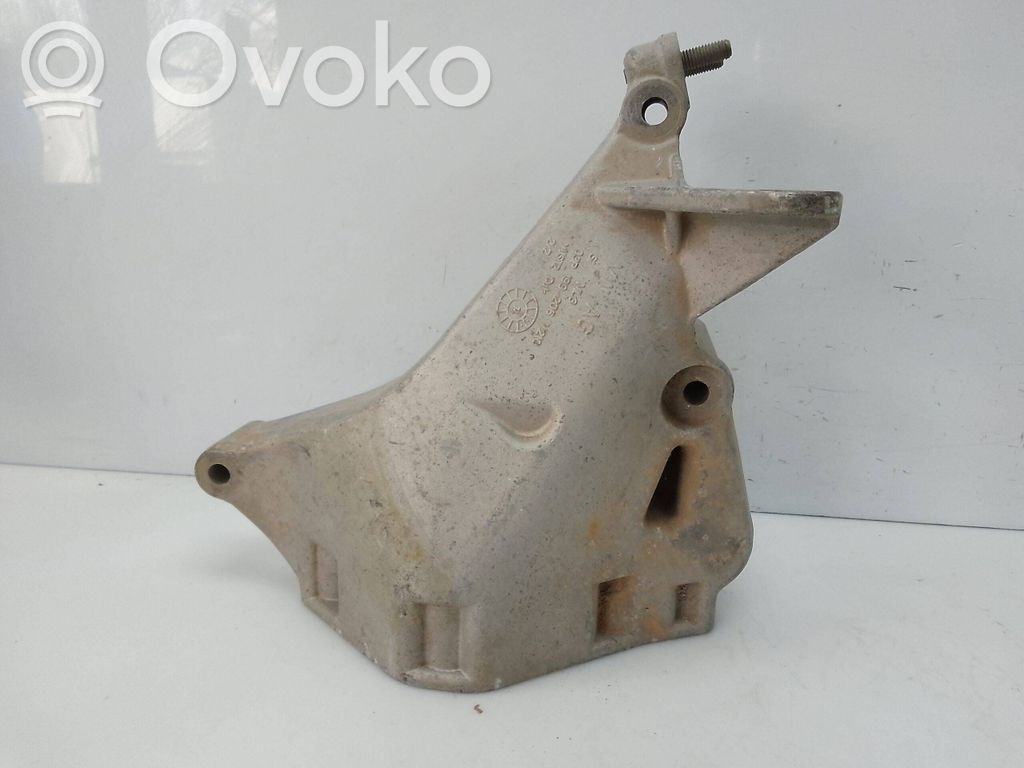 Volkswagen Polo V 6R Support de garde-boue avant