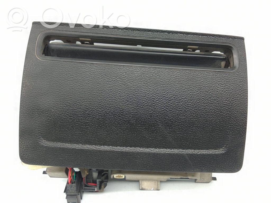 Audi A3 S3 8V Monitor / wyświetlacz / ekran 