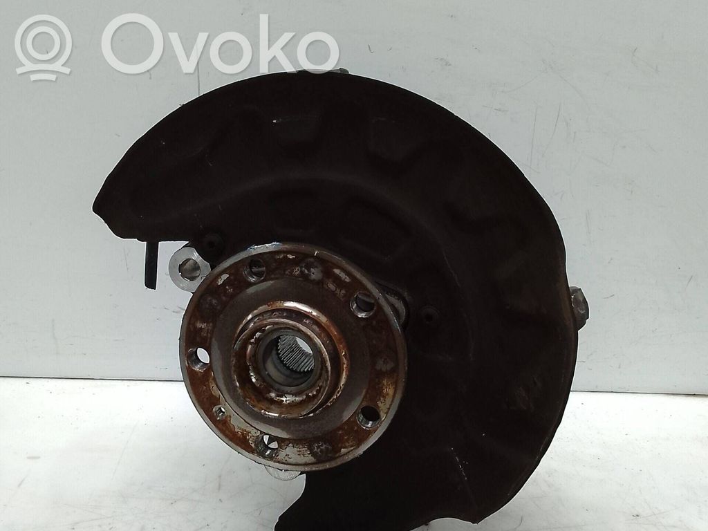 Volkswagen Tiguan Zwrotnica koła przedniego 