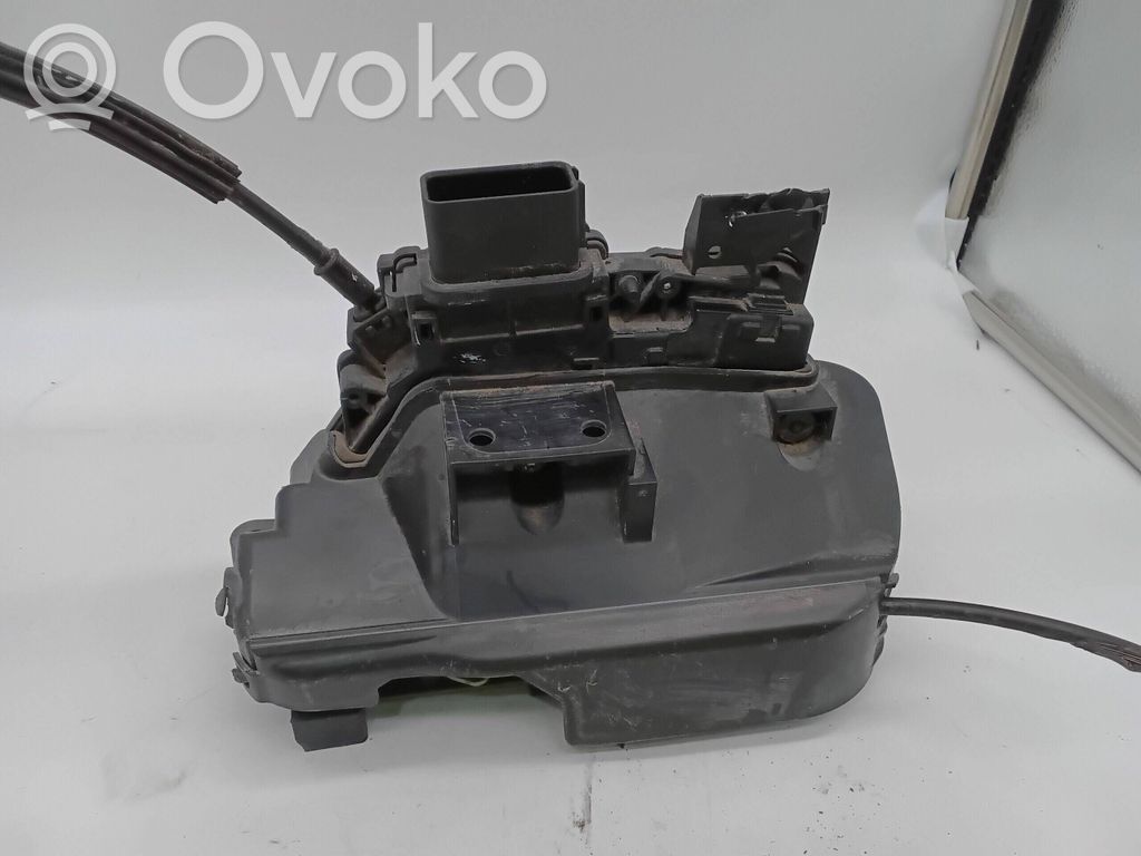 Ford B-MAX Takaluukun alaosan verhoilusarja 