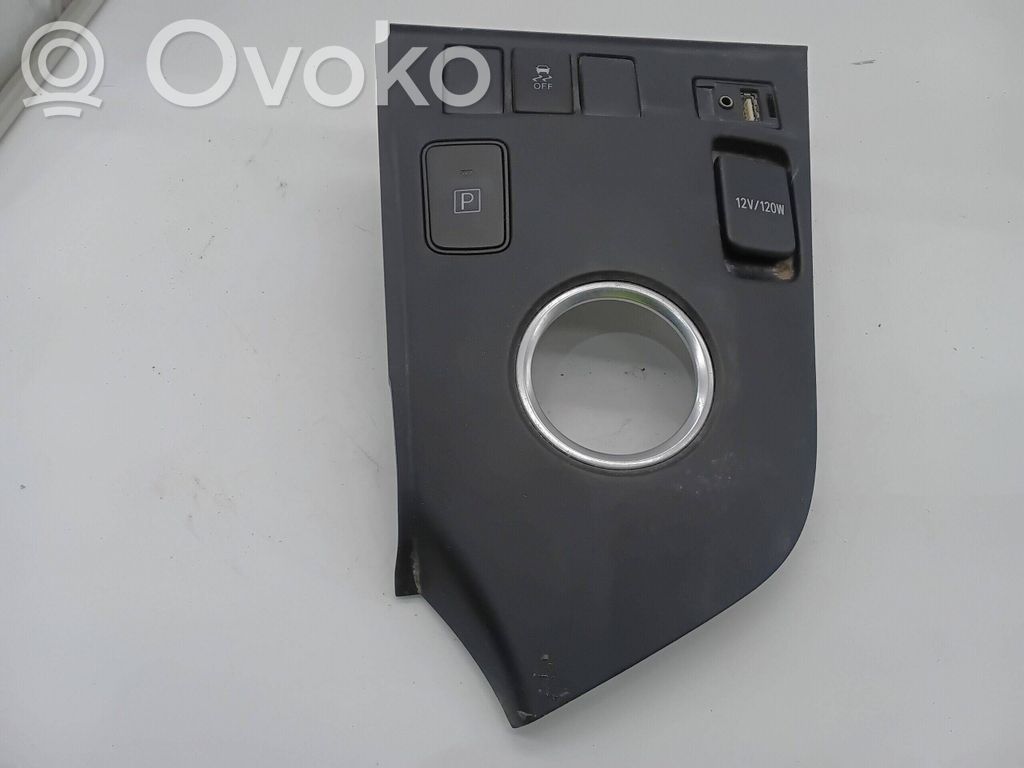 Toyota Auris E180 Alte comutatoare/butoane 