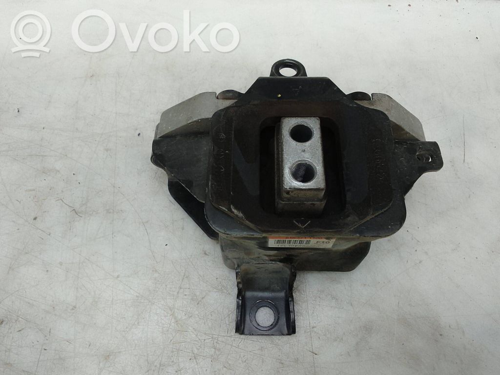 KIA Sportage Support de garde-boue avant 