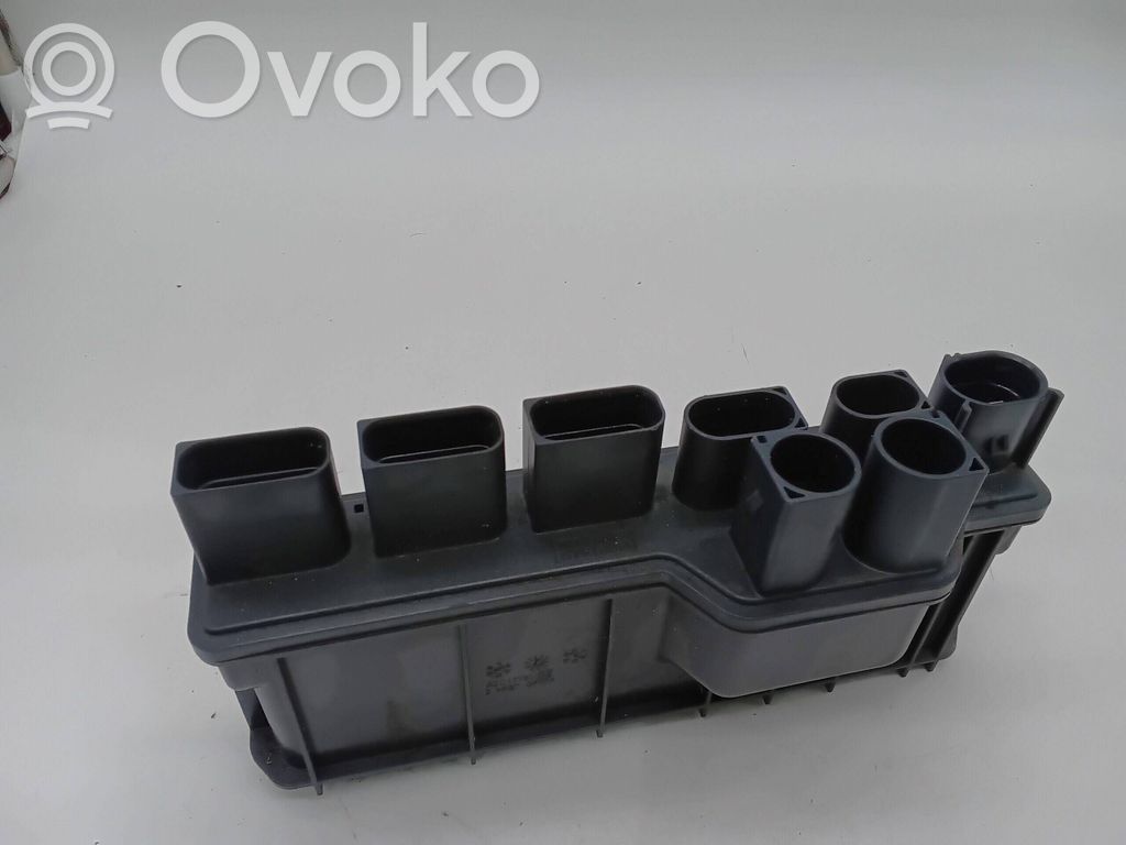 BMW 3 G20 G21 Sonstige Steuergeräte / Module 