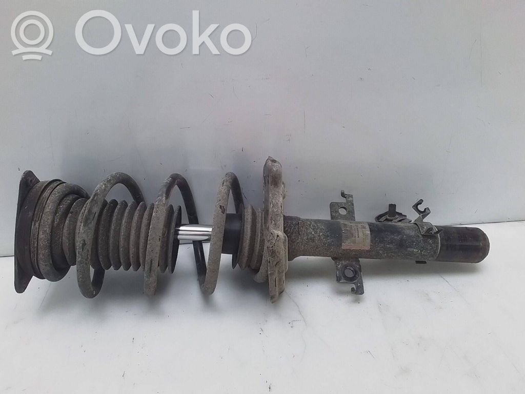 Nissan Qashqai Amortyzator przedni