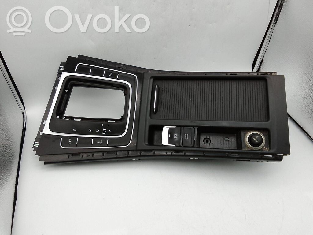 Volkswagen Golf VII Console centrale