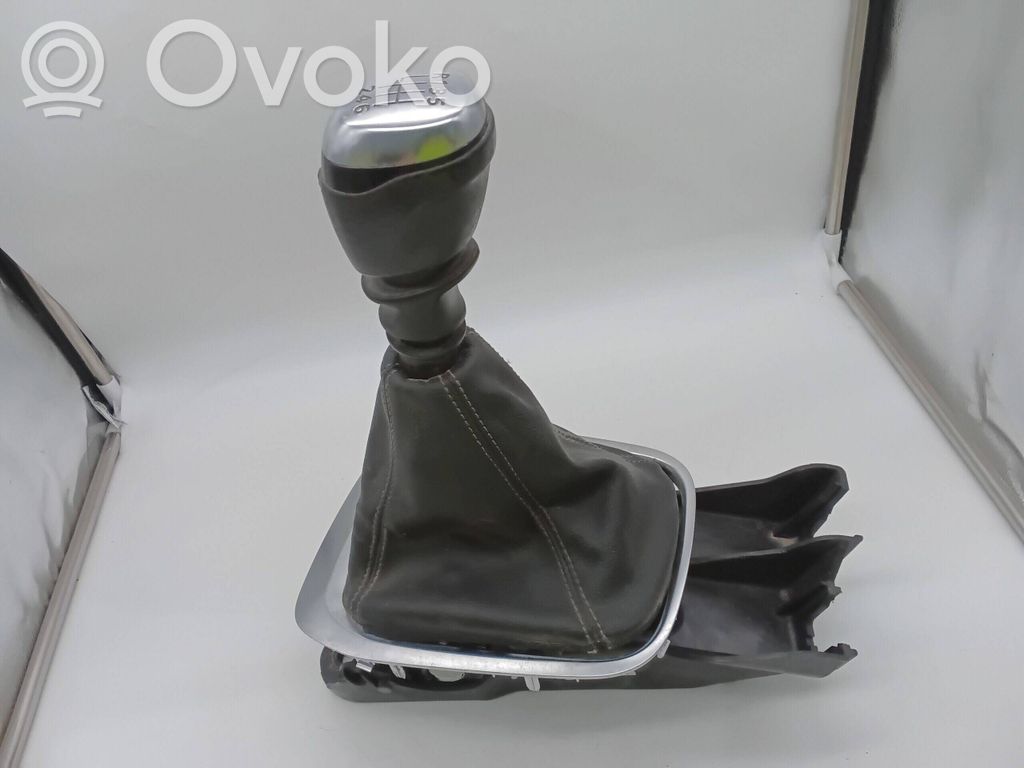 Renault Megane IV Lewarek zmiany biegów / dolny 