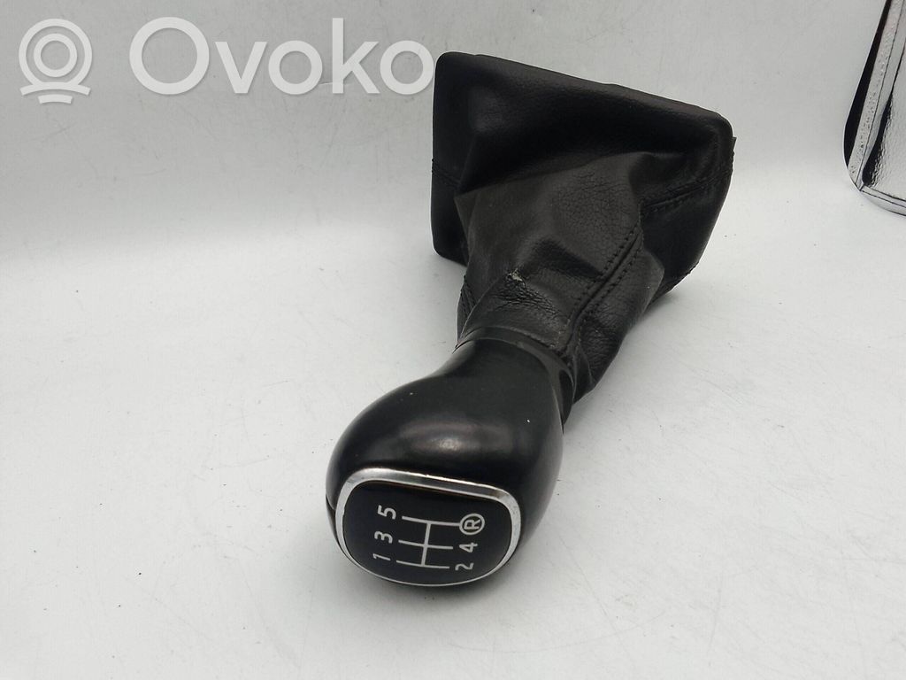 Skoda Fabia Mk3 (NJ) Palanca/selector de cambios