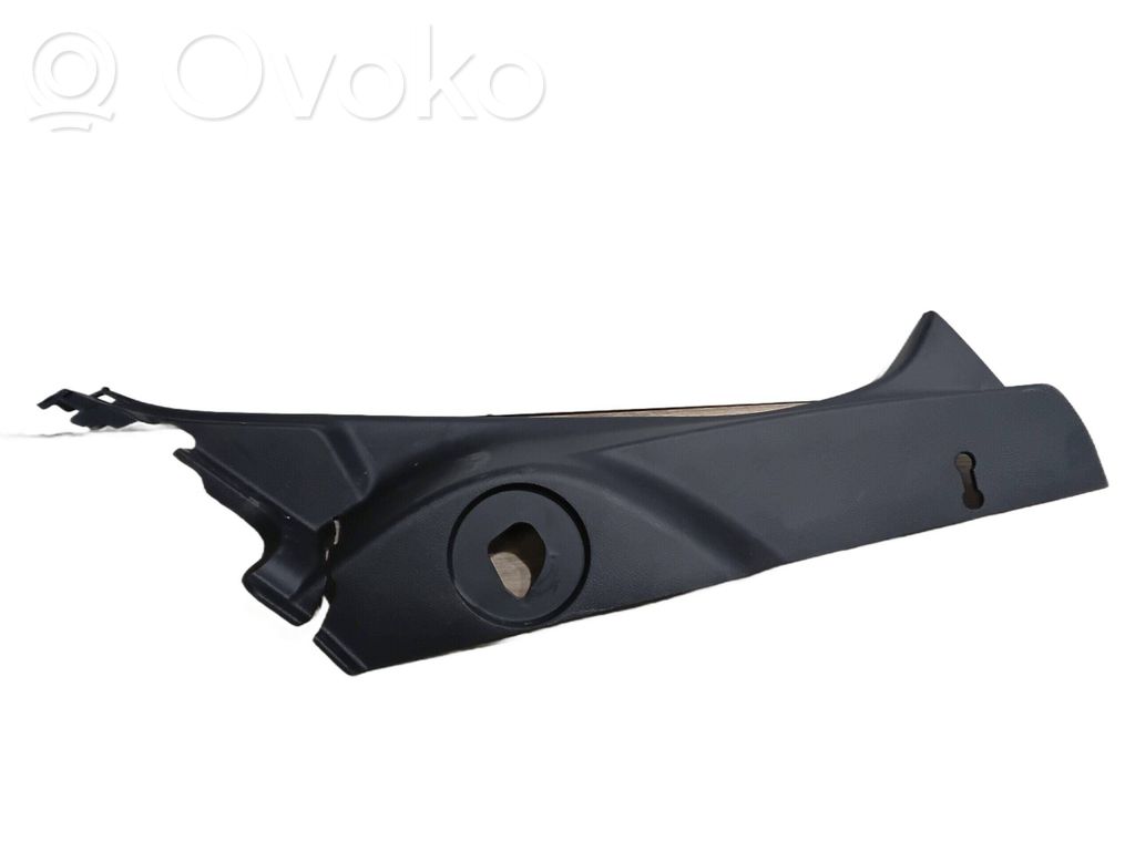 Toyota Auris E180 Rivestimento portellone posteriore/bagagliaio 