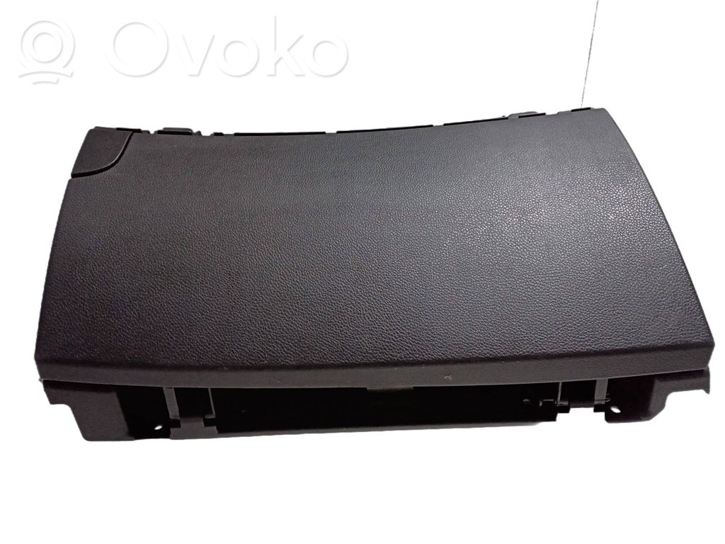 Hyundai i30 Handschuhfach