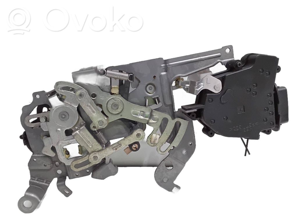 Mazda 5 Takaluukun alaosan verhoilusarja