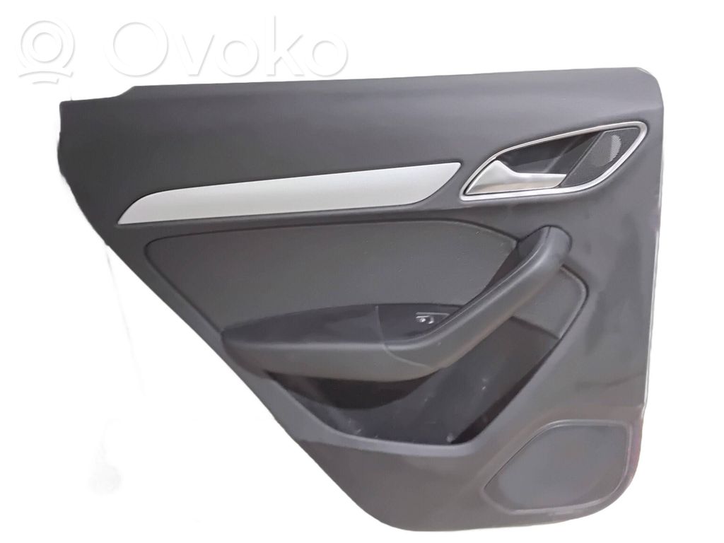 Audi Q3 8U Boczki / Poszycie drzwi tylnych 