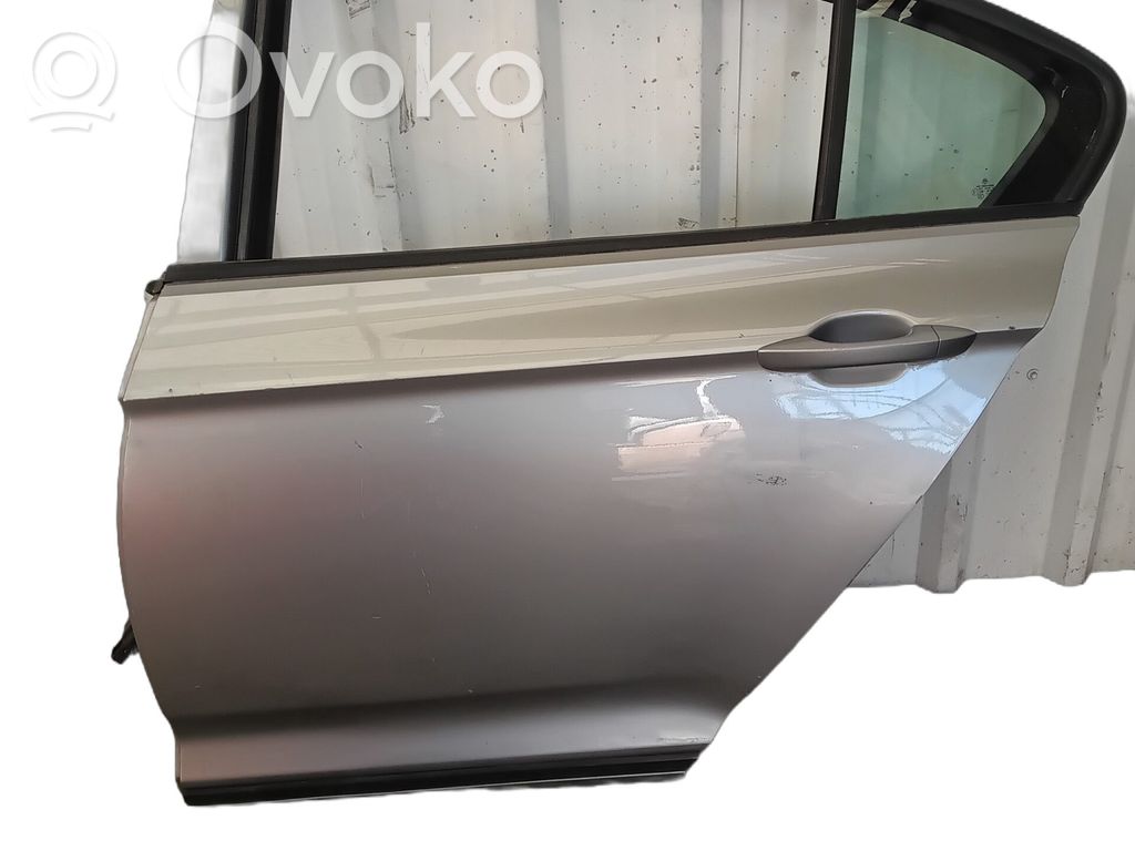 Volkswagen PASSAT B8 Drzwi przednie