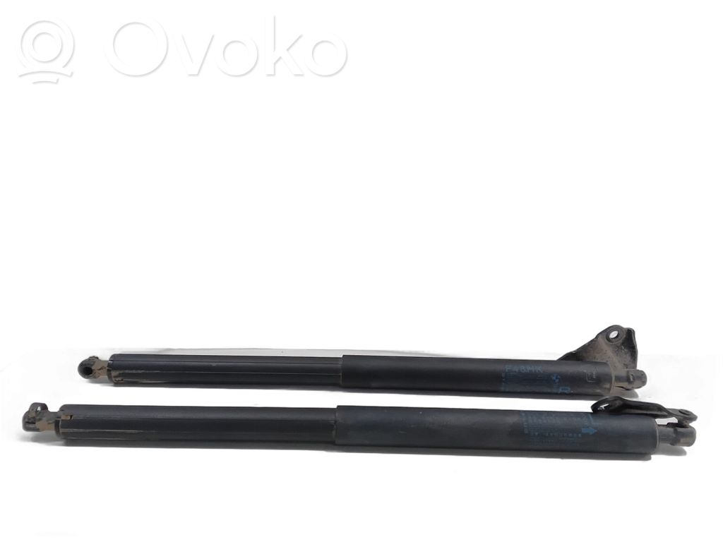 BMW X1 F48 F49 Takaikkuna-takaspoileri 