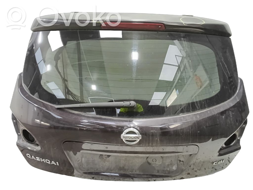 Nissan Qashqai Takaluukun/tavaratilan kansi 