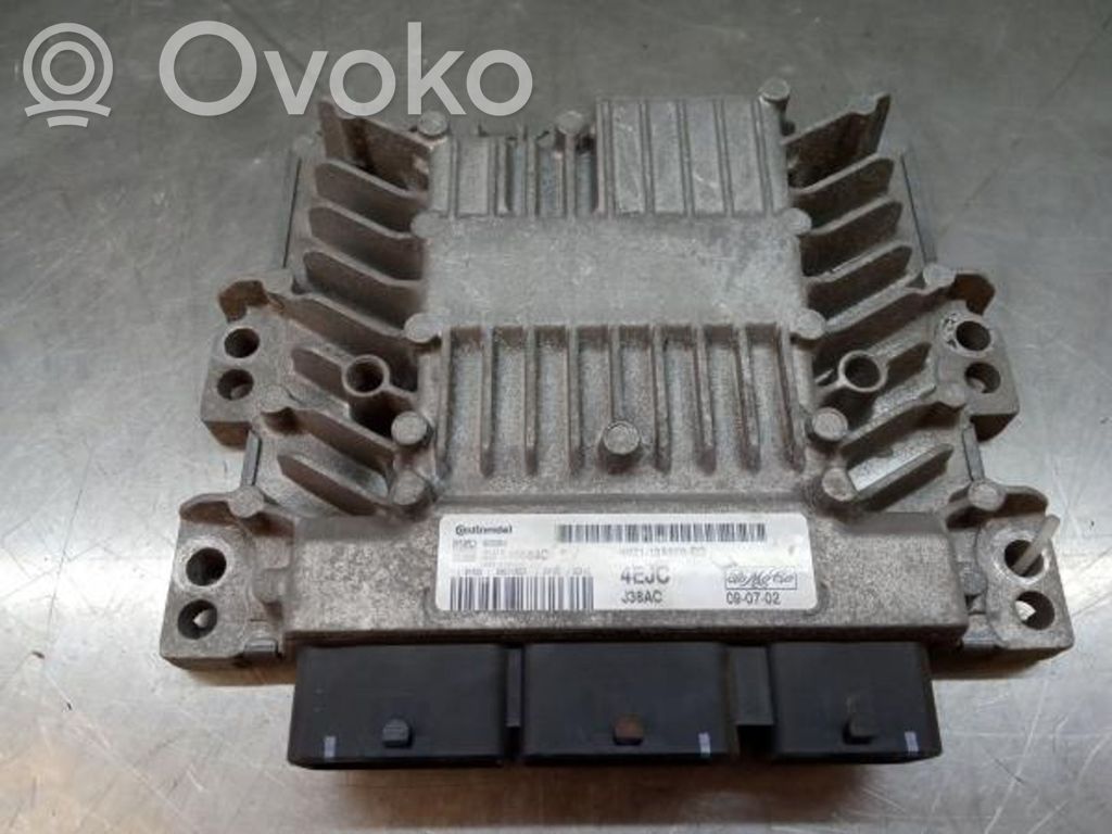 Engine control unit/module   5WS40584C,8V2112A650