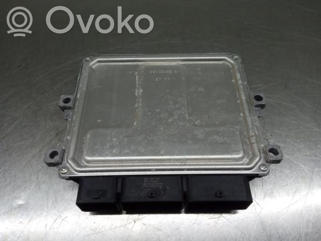 Unidad de control/módulo del motor   237109221R,237105499R