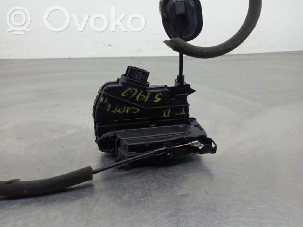 Rear door lock   805027072R