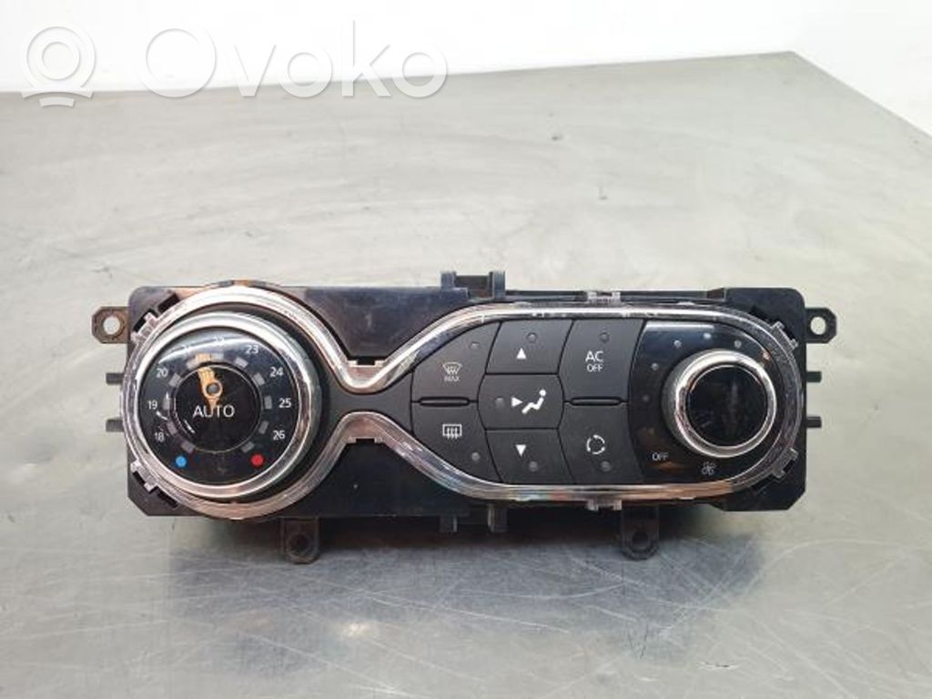 Renault Clio IV Oro kondicionieriaus/ klimato/ pečiuko valdymo blokas (salone) 