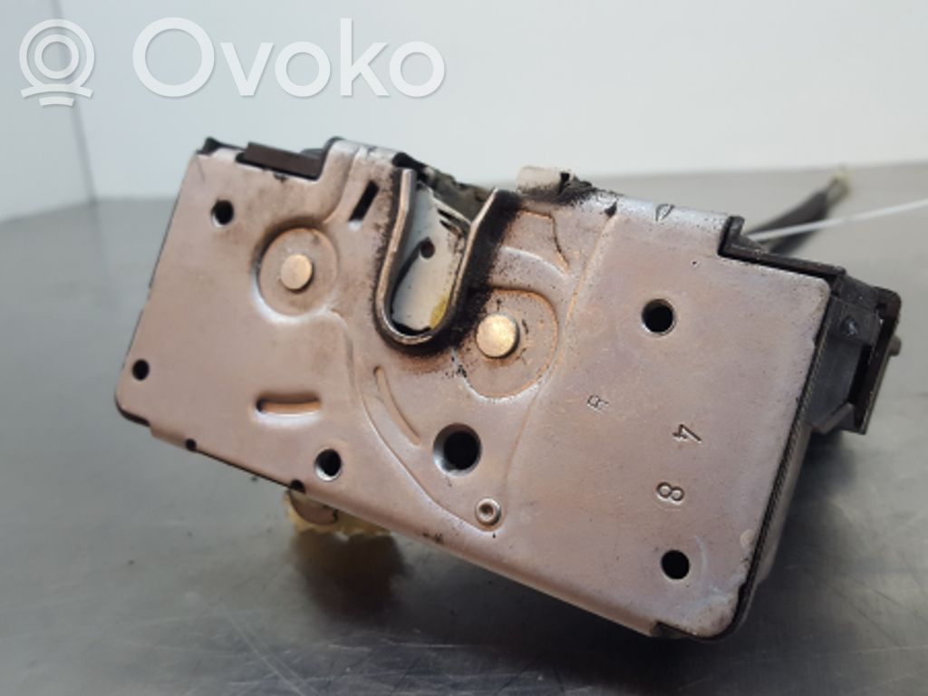 Priekšpusē slēdzene   13431840,0325407955,170816,C29346100