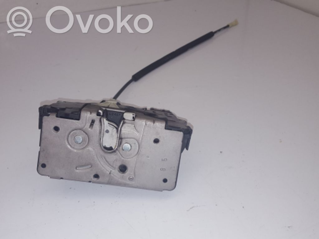 Etuoven lukko