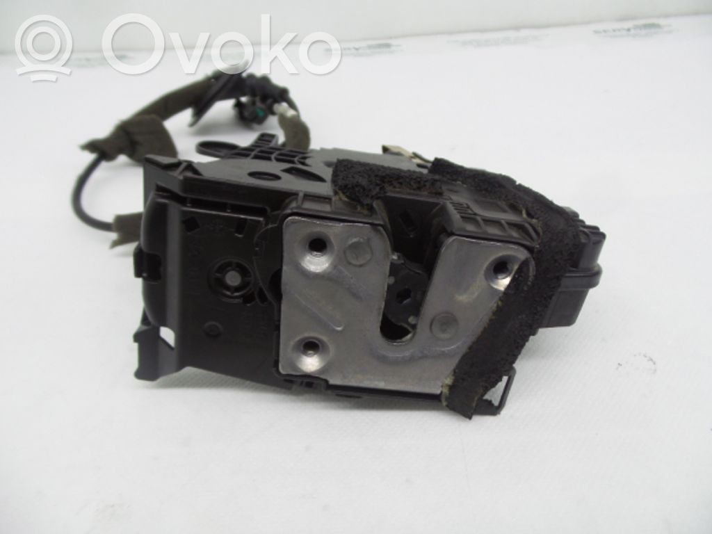 Front door lock   805024563R,40627237