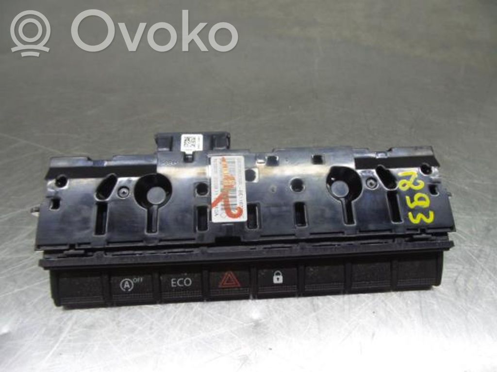 Hazard light switch   283E86009R