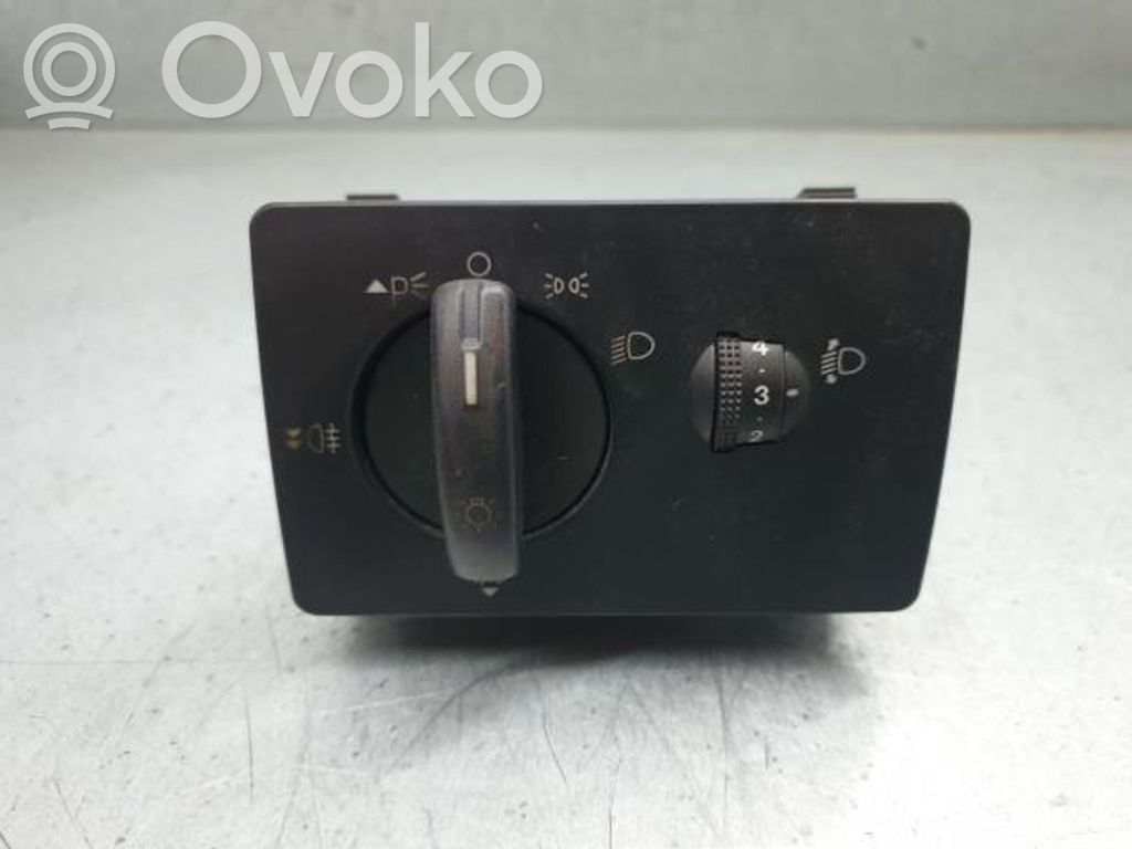 Ford Fiesta Light switch 