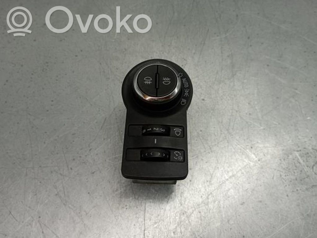 Light switch   13268702,251507