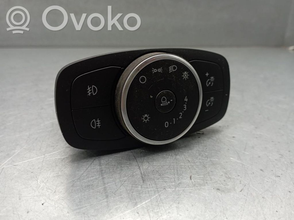Light switch   1034567400,GOGMA,JX7T13D061LC