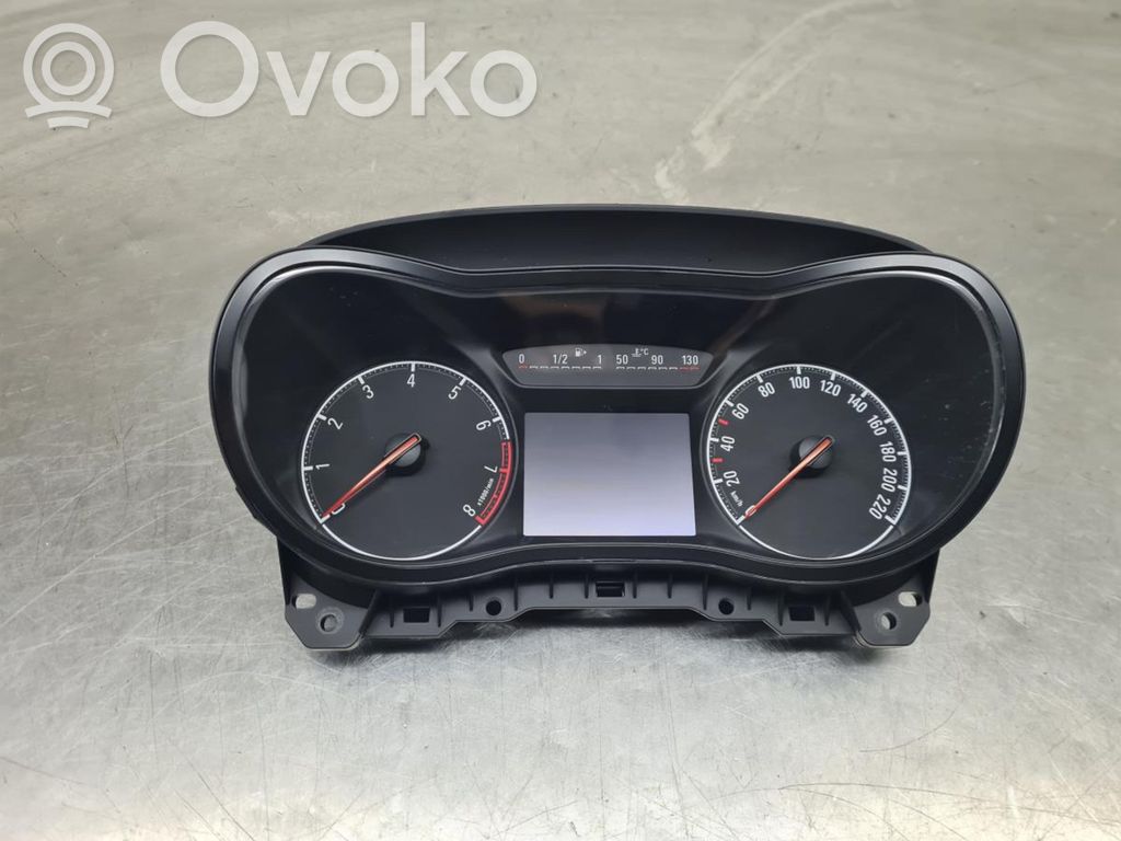 Opel Corsa E Speedometer (instrument cluster) 
