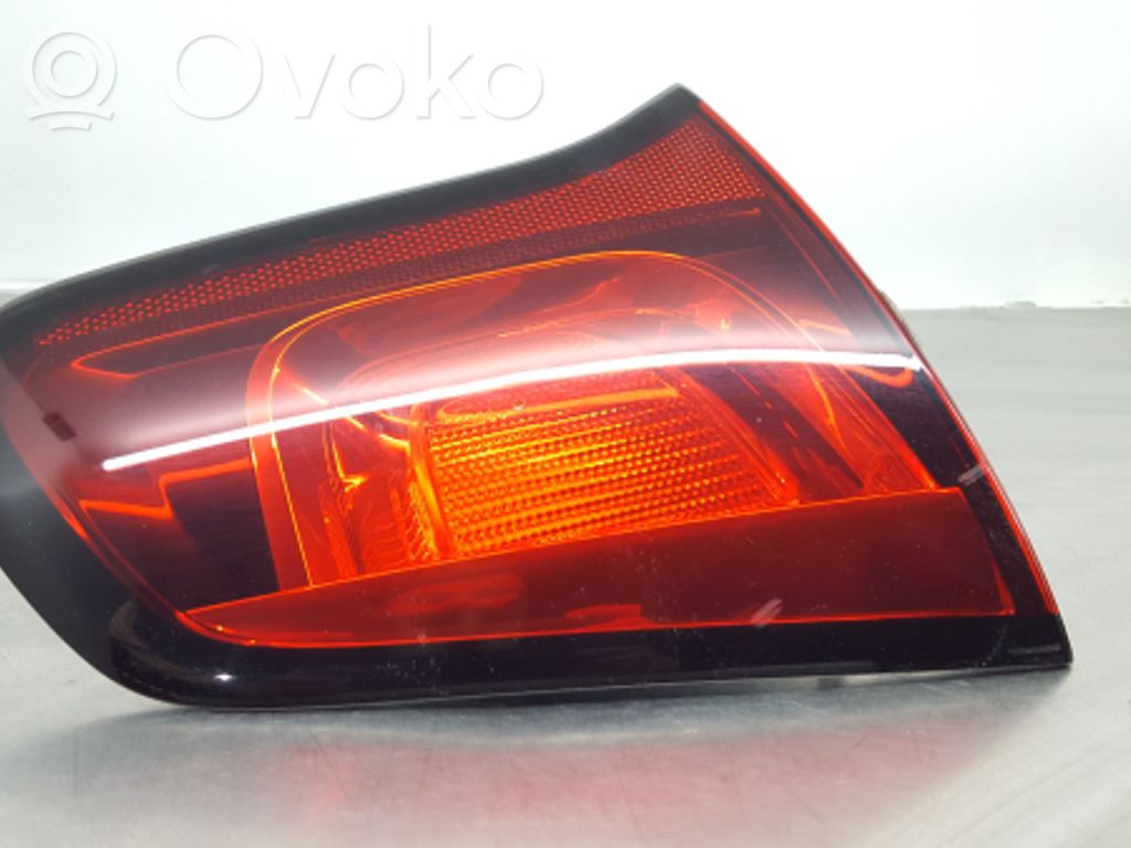 Citroen C3 Aizmugurē atstarotājs 