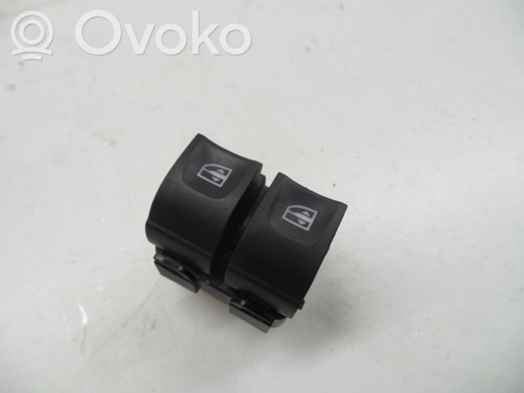 Electric window control switch   254118722R,10023903