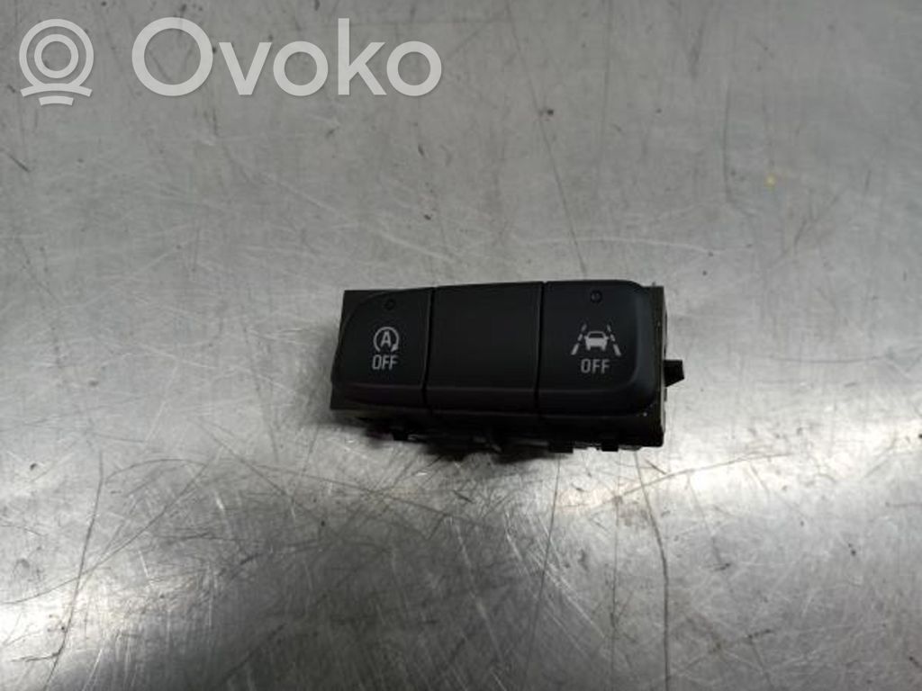 Opel Corsa F Przyciski multifunkcyjne 