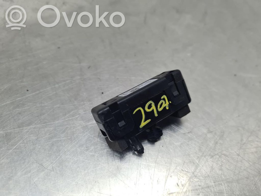 Antenos stiprintuvas   FW9319C024AB,32816,LT94727JB