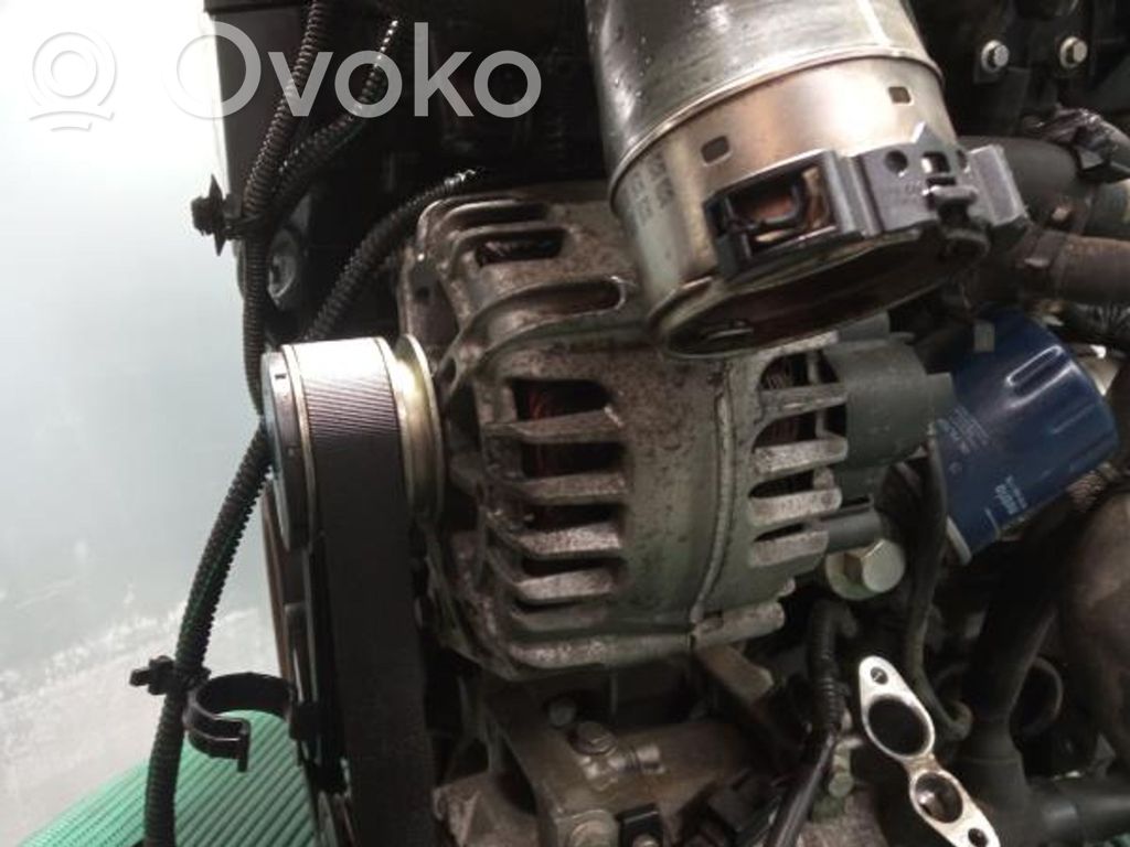 Renault Clio IV Generator/alternator 