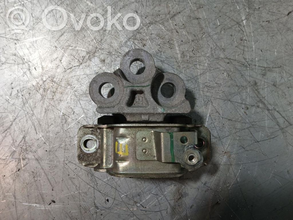 Engine mount bracket   52083500,51983877,ESQUERDO