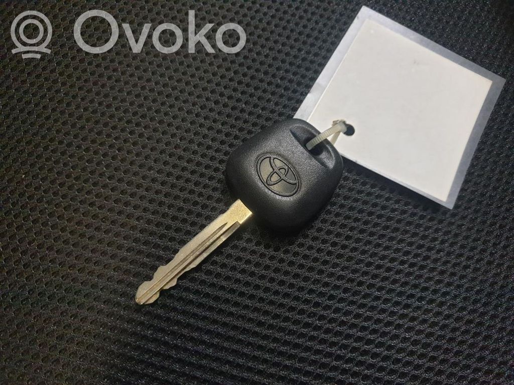 Toyota Yaris Ignition key/card 