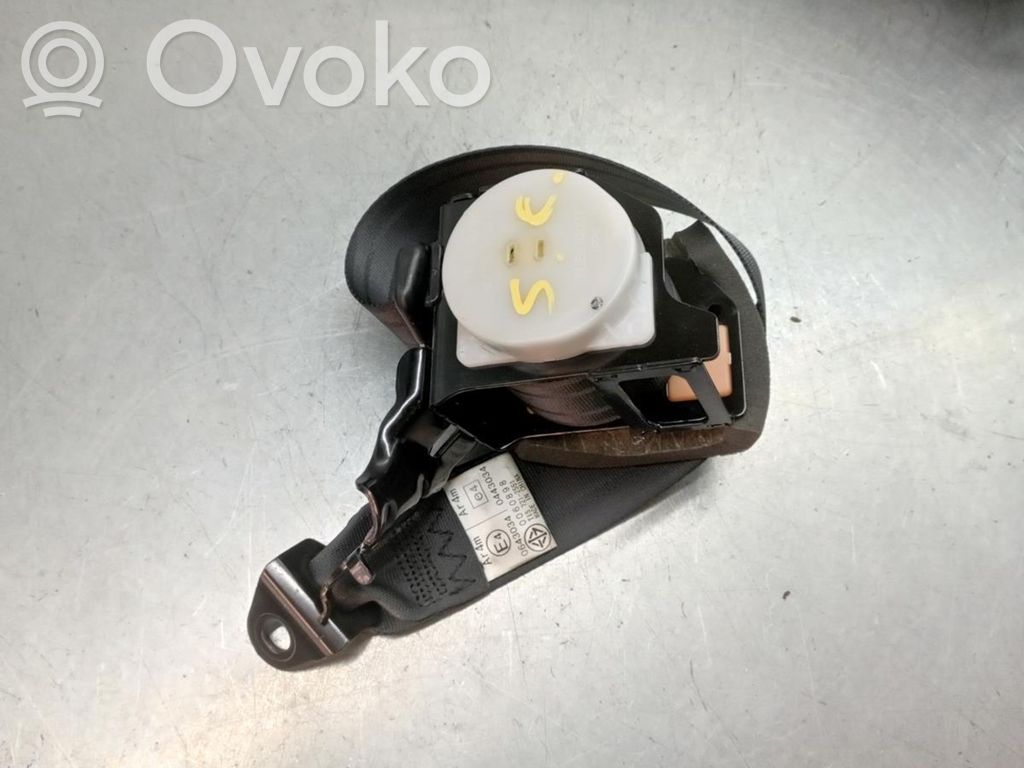 Mazda 3 III Cinturón trasero 