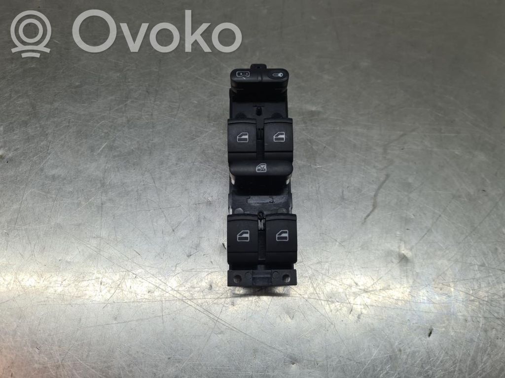 Volkswagen Golf IV Electric window control switch 