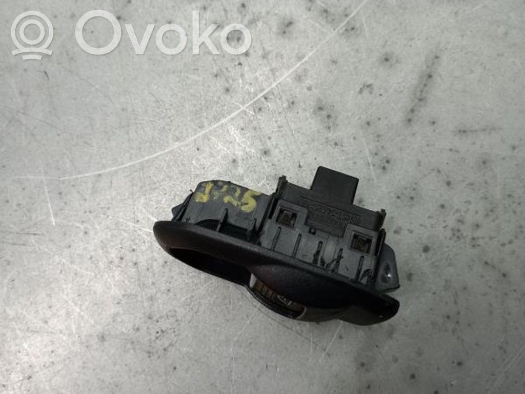 Przyciski szyb   BM5T14529AA,10023282,SISCONFORT