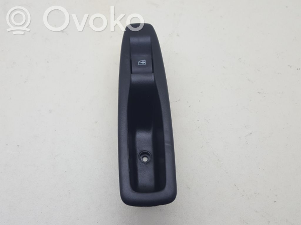 Electric window control switch   829614619R