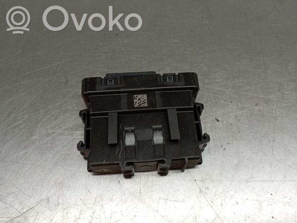 Muut ohjainlaitteet/moduulit   284Y66LA7B,005V03220