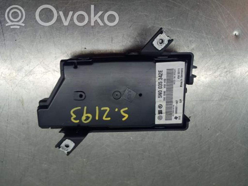 Sonstige Steuergeräte / Module   5N0035342E