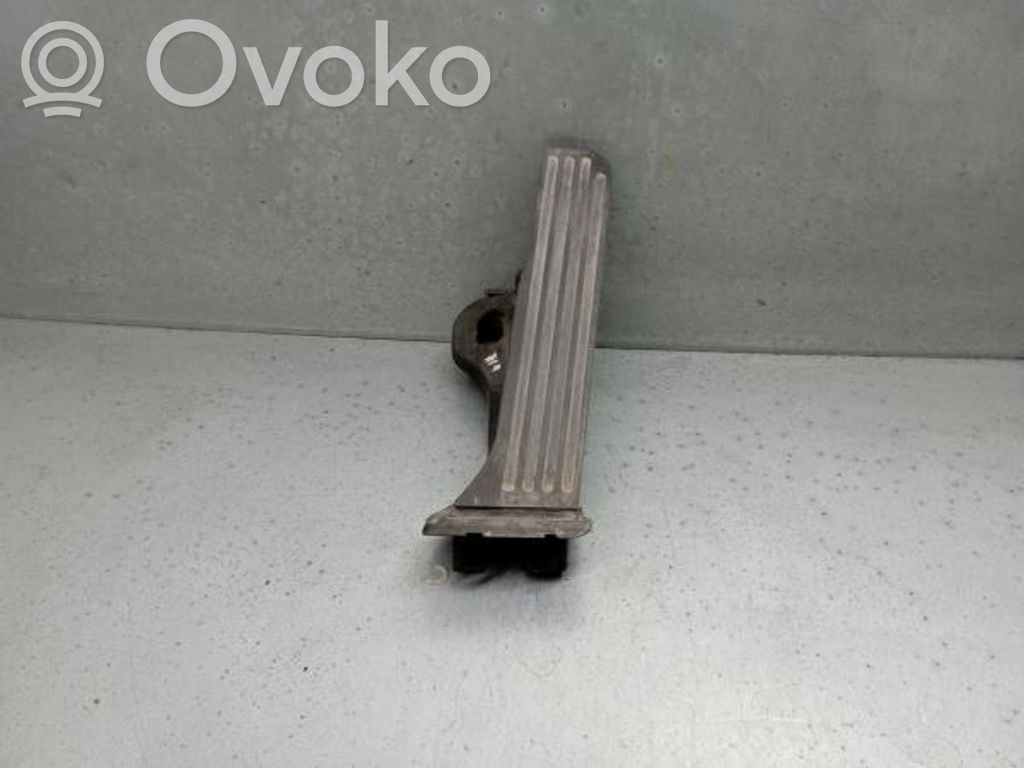 Pédale d'accélérateur   1K1721503P