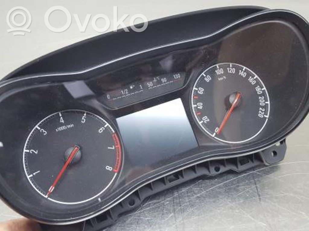 Opel Corsa E Nopeusmittari (mittaristo) 