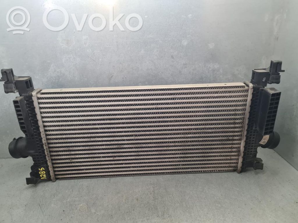 Opel Astra J Chłodnica powietrza doładowującego / Intercooler 